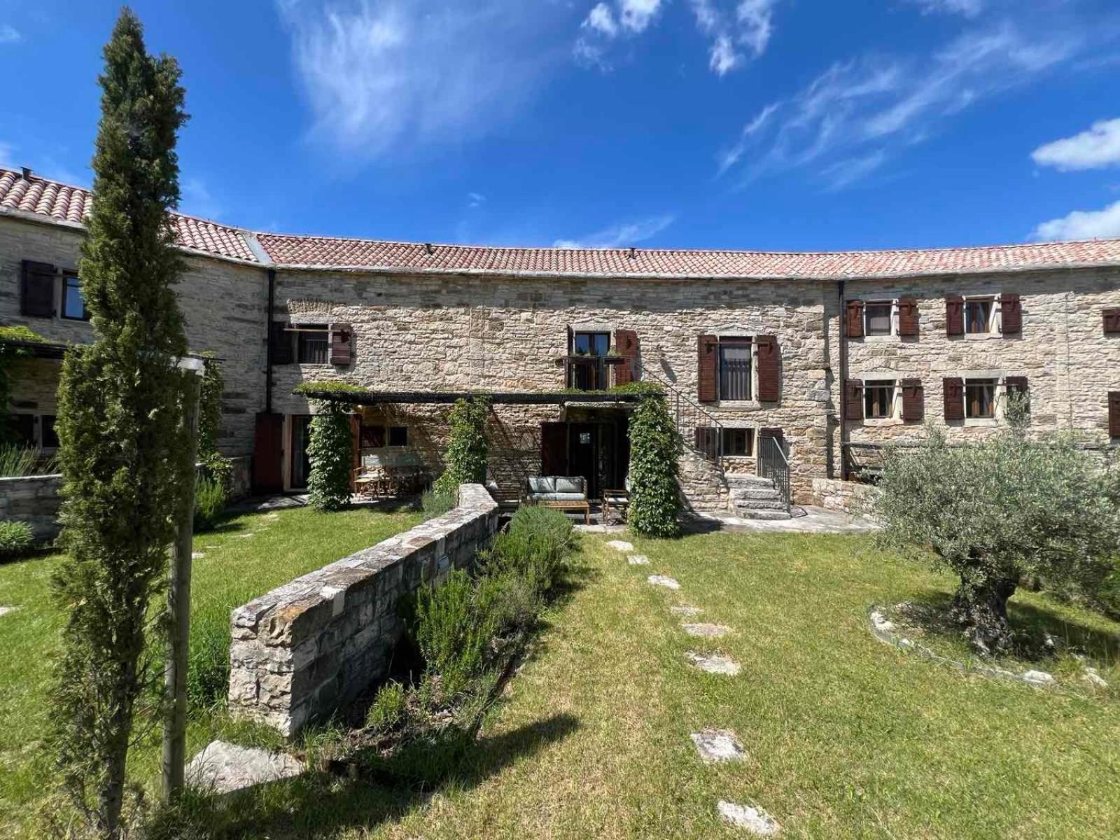 Villas Martincici With Large Pool Grožnjan Zewnętrze zdjęcie