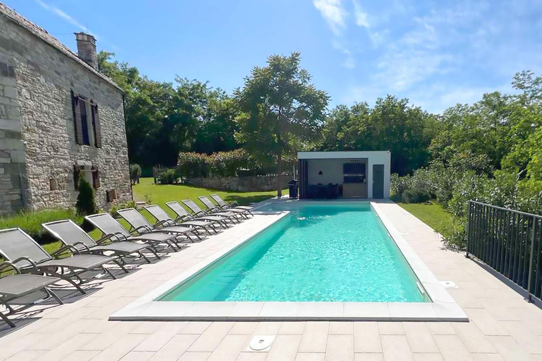 Villas Martincici With Large Pool Grožnjan Zewnętrze zdjęcie