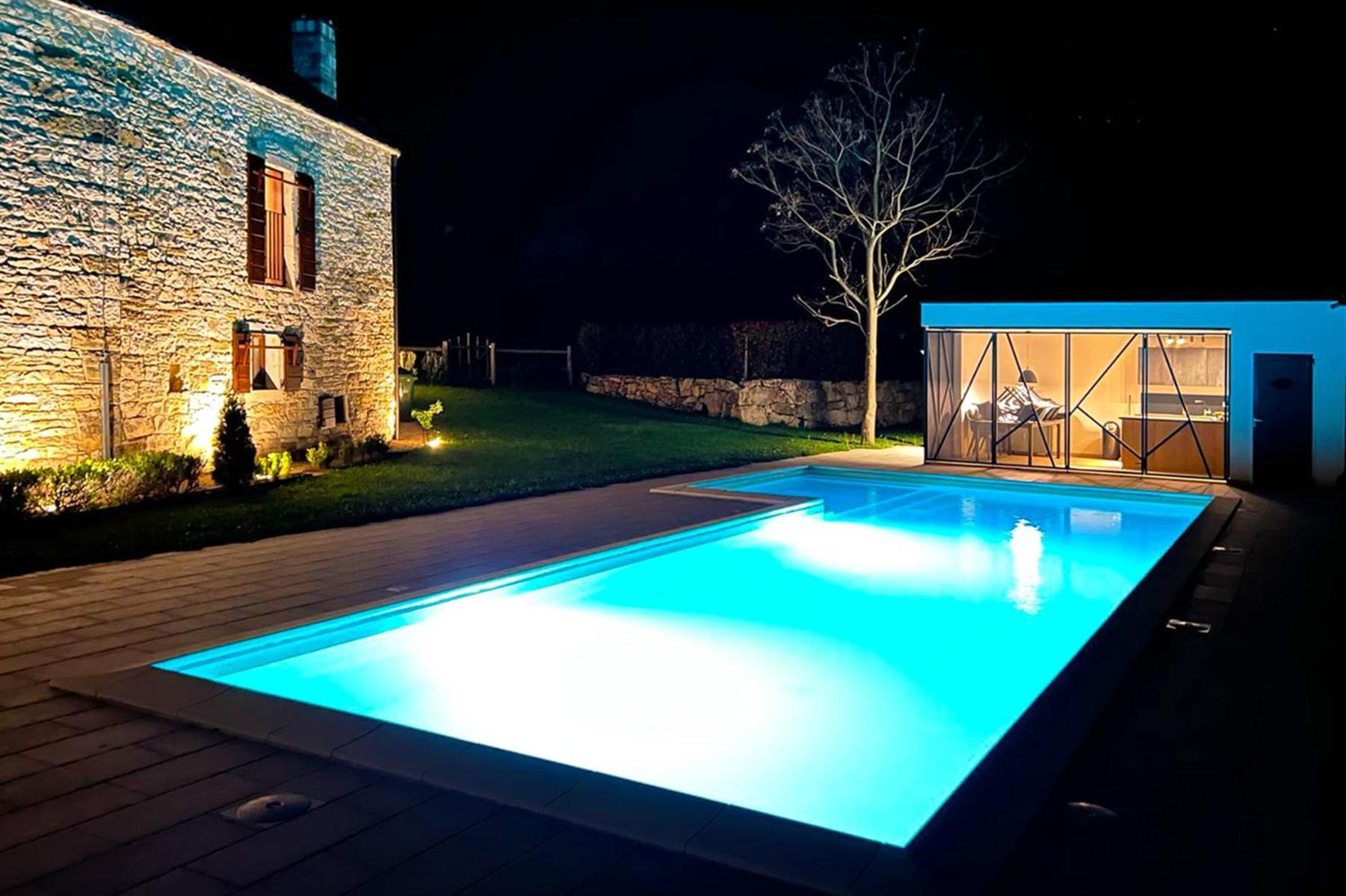 Villas Martincici With Large Pool Grožnjan Zewnętrze zdjęcie